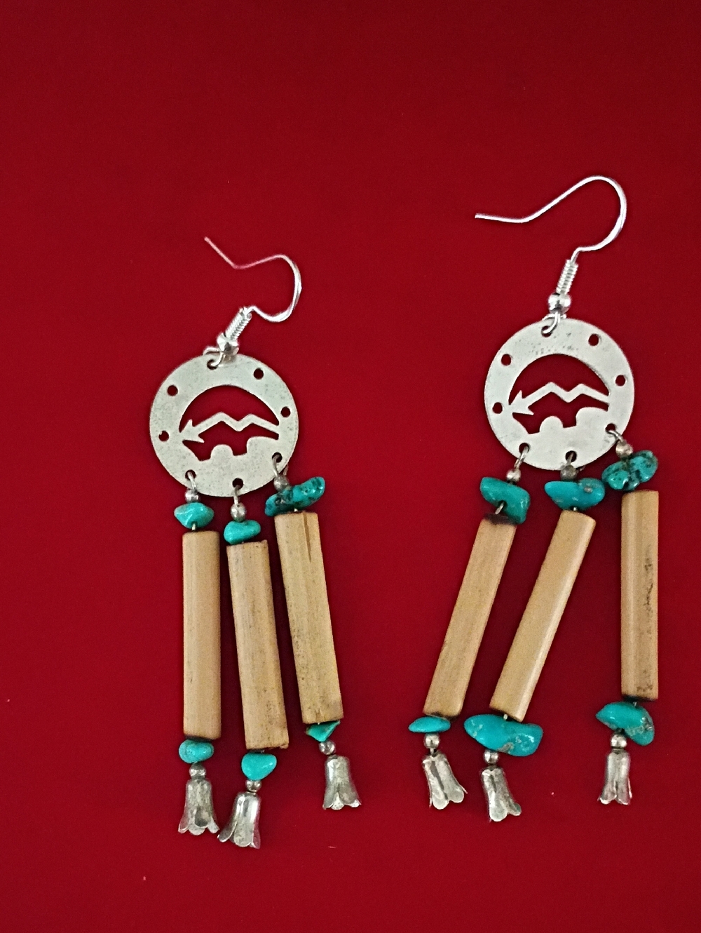 Native American Earrings  Silver Pllated Buffalo, Tulip And Turquoise Beads